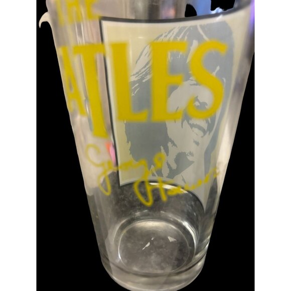 The Beatles commemorative Collective Pint Glasses - Picture 14 of 16